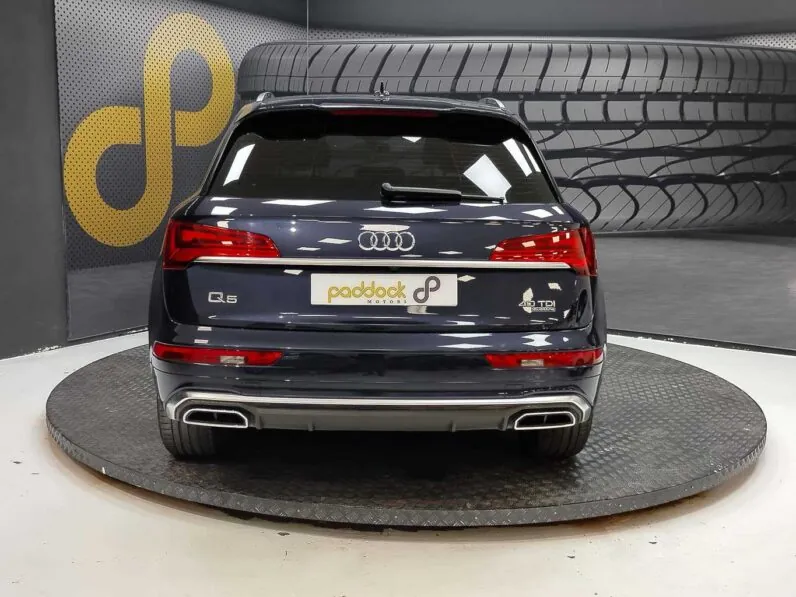 								Audi Q5 full									
