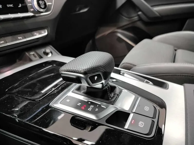 								Audi Q5 full									