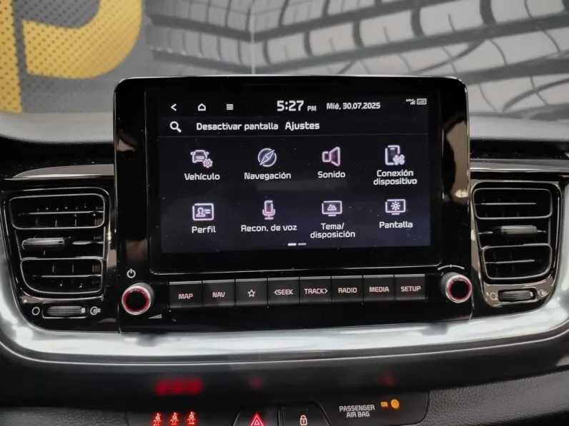 								Kia Stonic full									