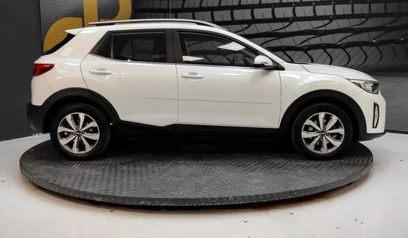 								Kia Stonic full									