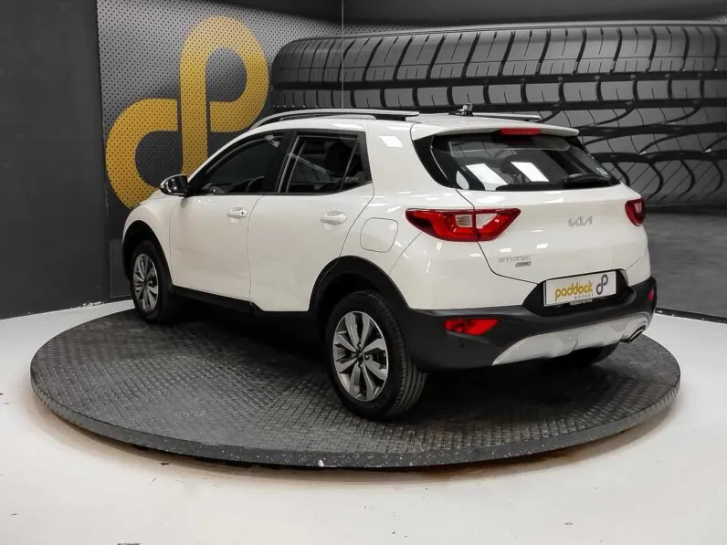 								Kia Stonic full									