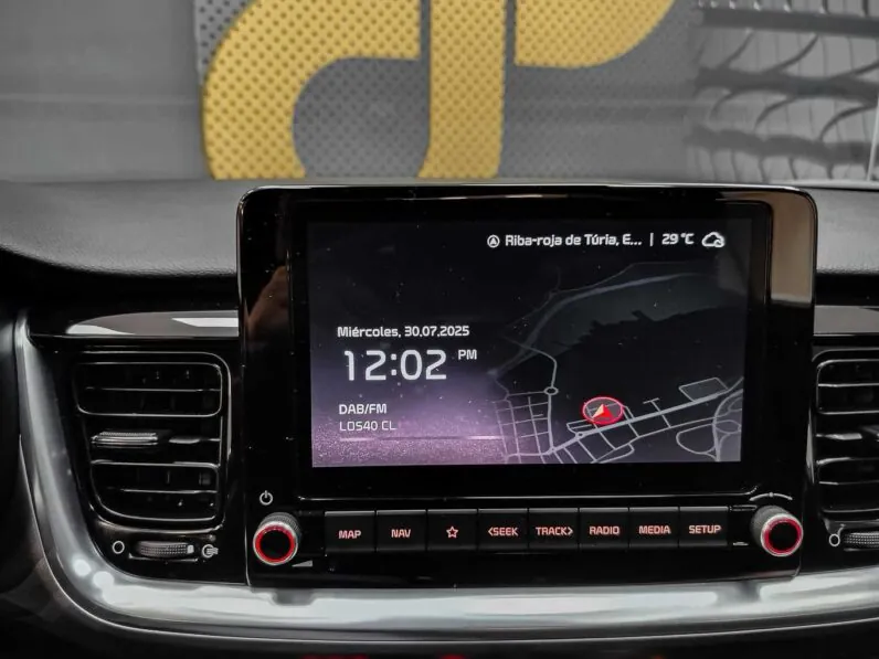 								Kia Stonic full									