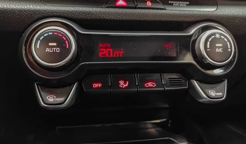 								Kia Stonic full									