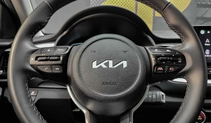 								Kia Stonic full									