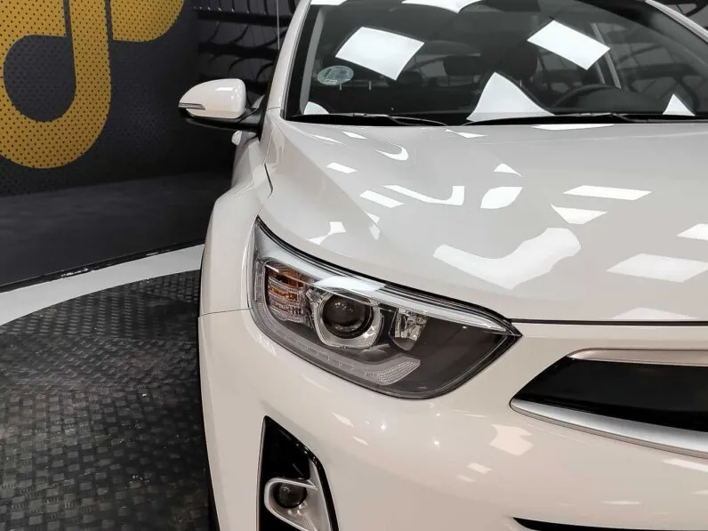 								Kia Stonic full									