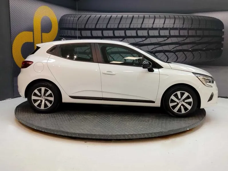 								Renault Clio full									