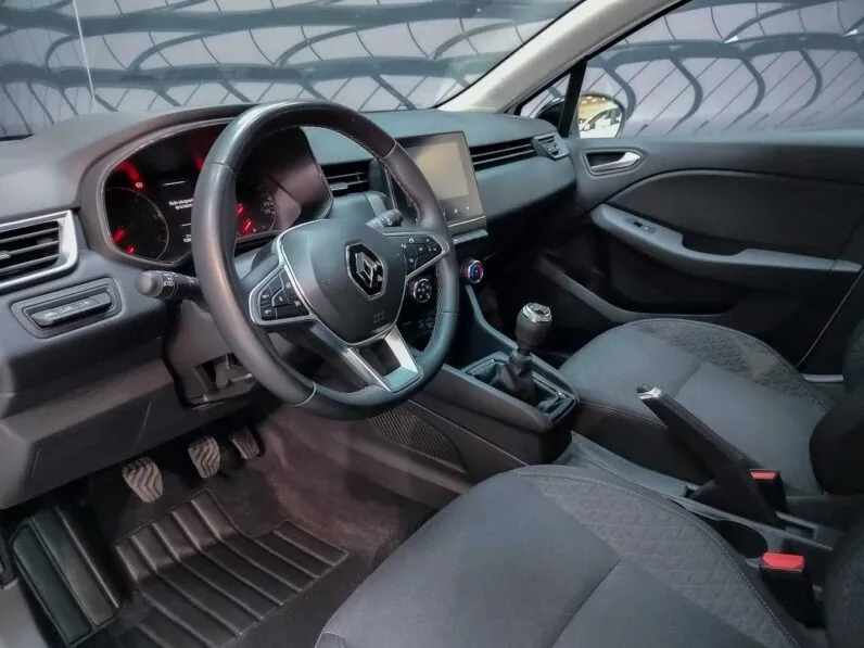 								Renault Clio full									
