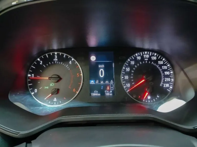 								Renault Clio full									