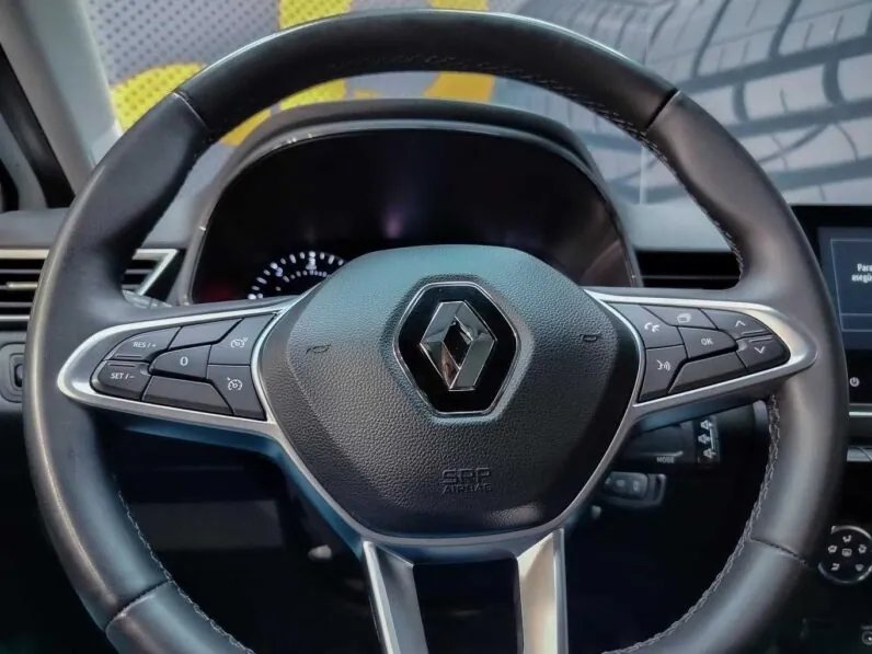 								Renault Clio full									