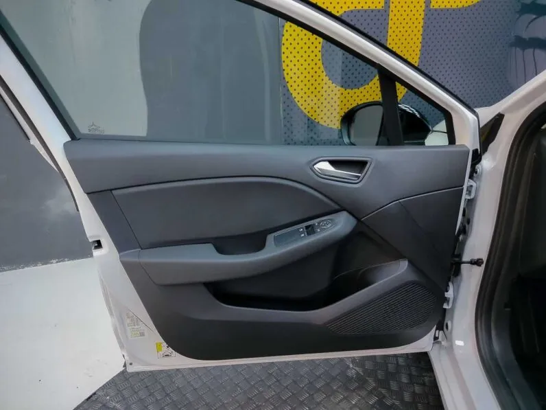 								Renault Clio full									