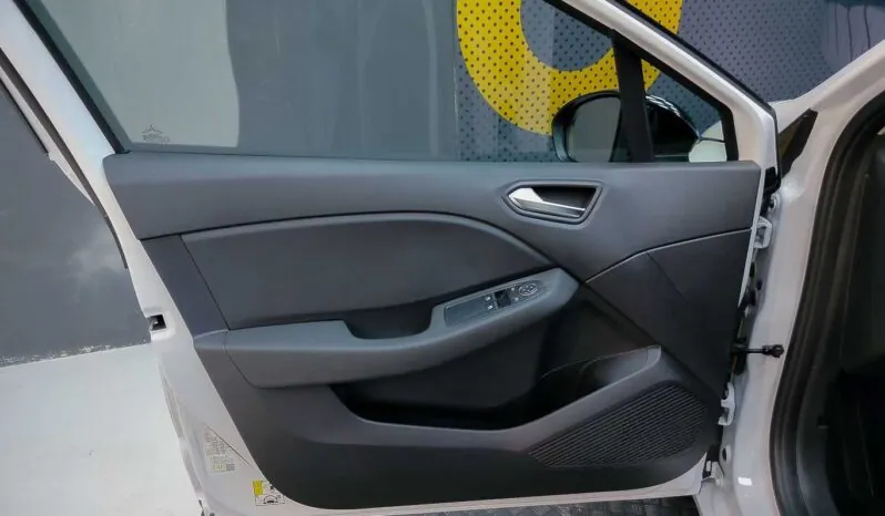 								Renault Clio full									