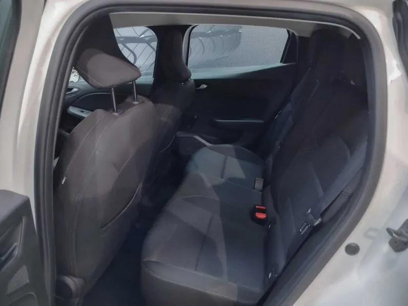 								Renault Clio full									