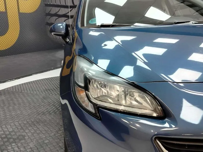 								Opel Corsa full									