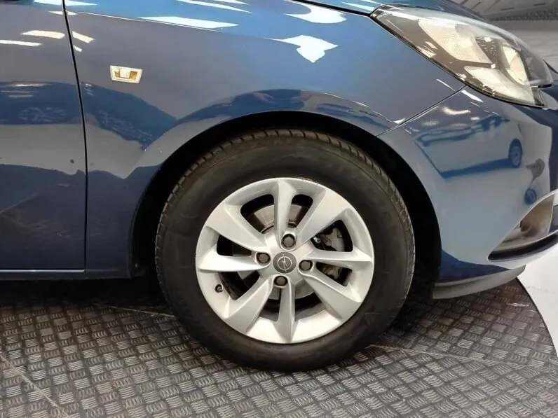 								Opel Corsa full									