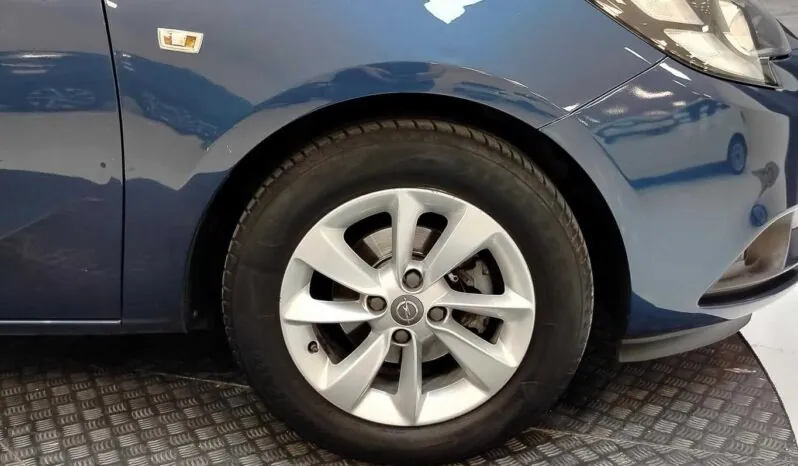 								Opel Corsa full									