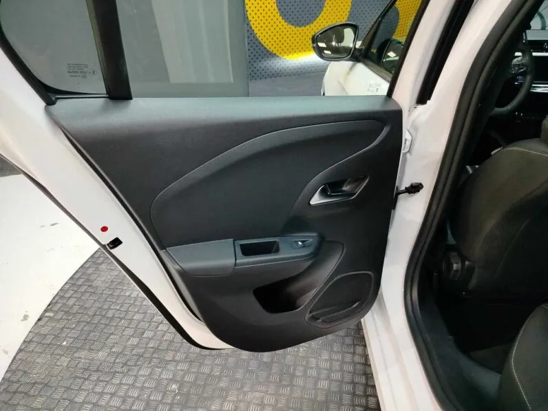 								Opel Corsa full									