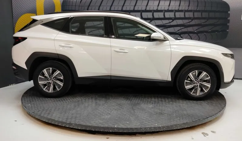 								Hyundai Tucson full									