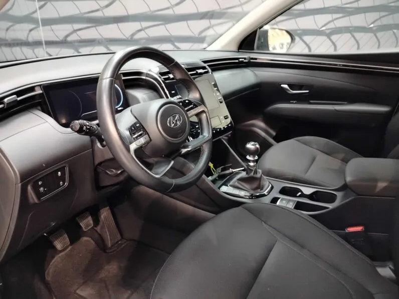 								Hyundai Tucson full									