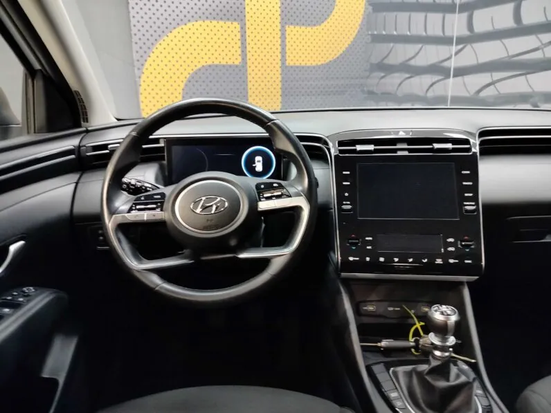								Hyundai Tucson full									