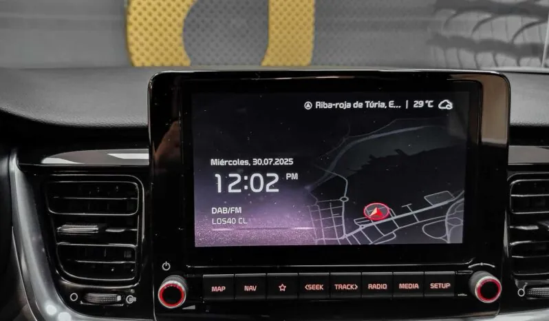 								Kia Stonic full									