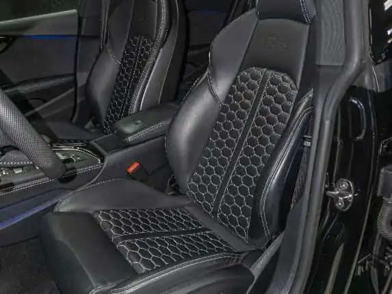 								Audi RS5 full									