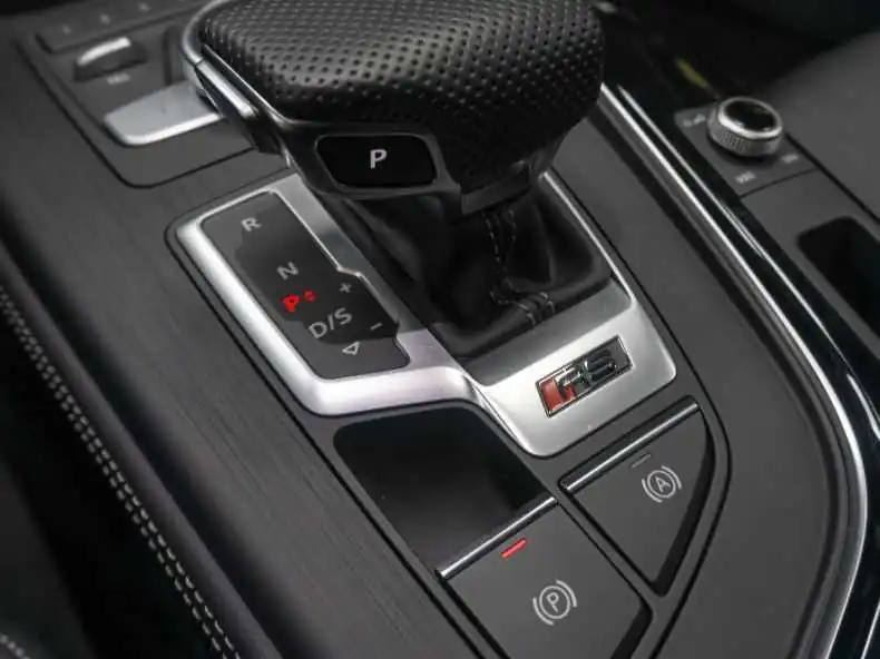 								Audi RS5 full									