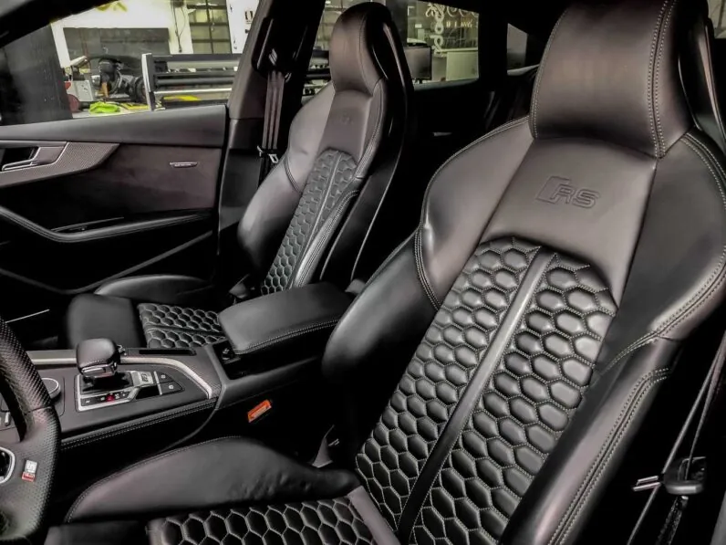 								Audi RS5 full									