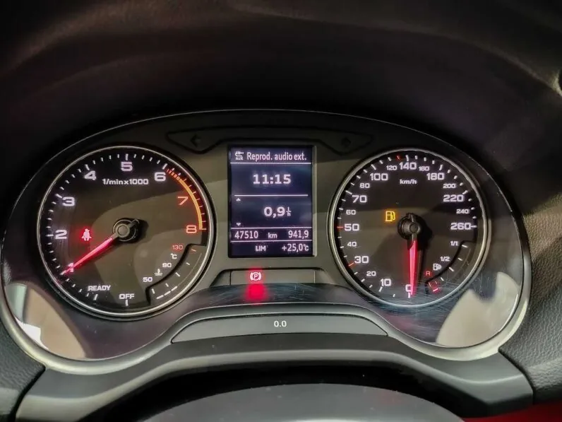 								Audi Q2 full									