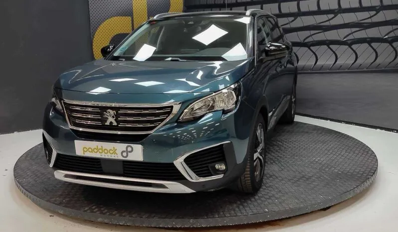 								Peugeot 5008 full									