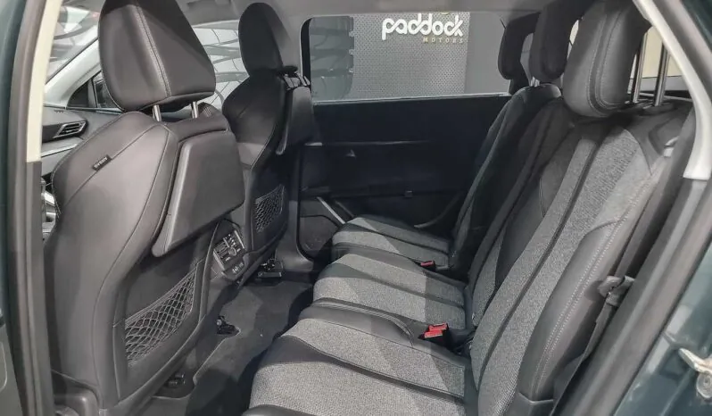 								Peugeot 5008 full									
