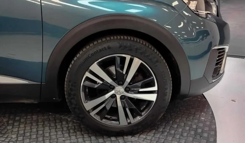 								Peugeot 5008 full									