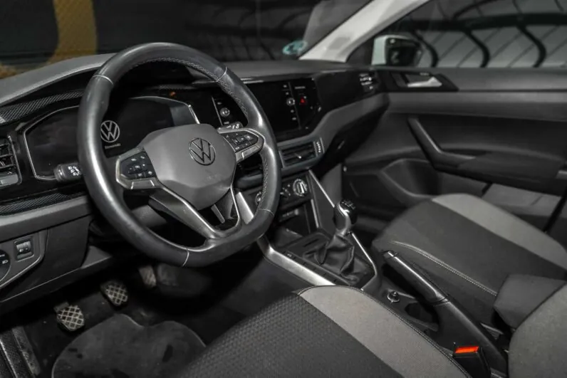 								Volkswagen Polo full									