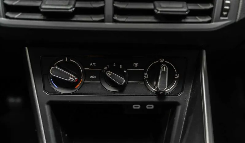 								Volkswagen Polo full									