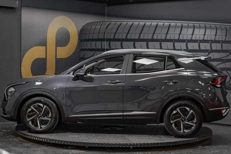								Kia Sportage full									