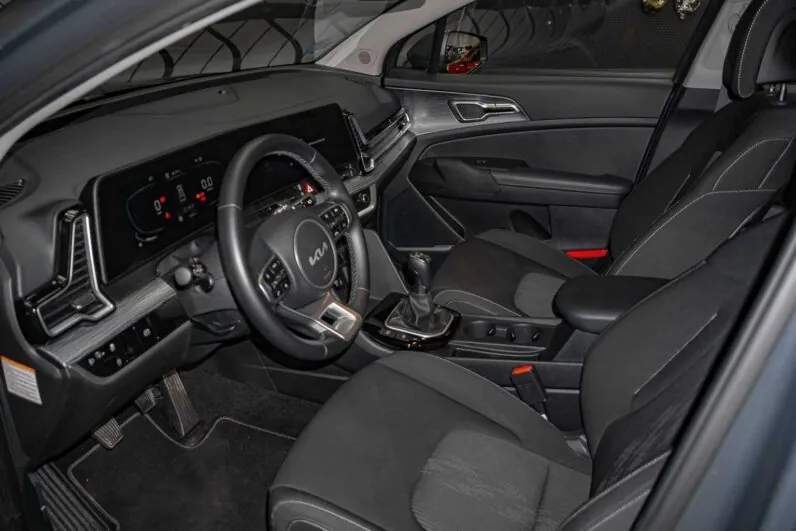 								Kia Sportage full									