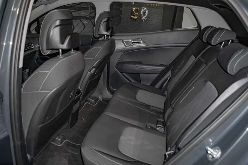 								Kia Sportage full									