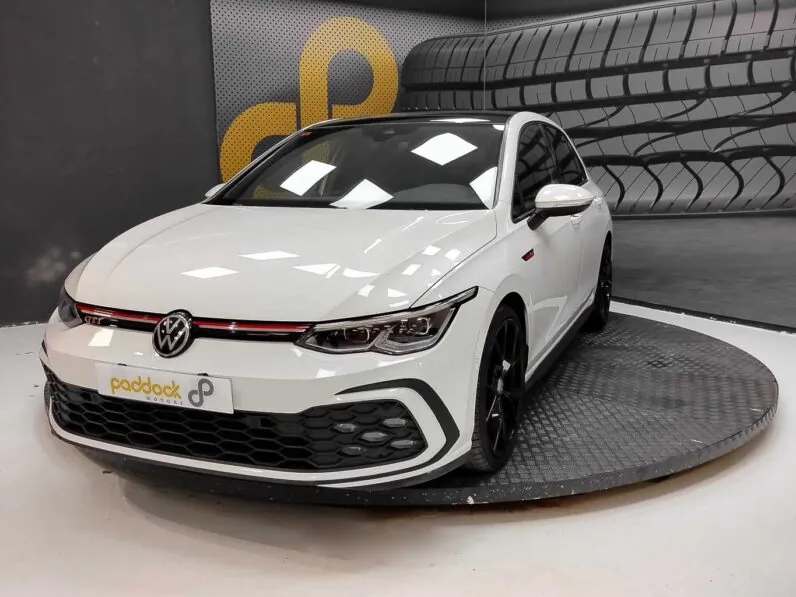 								Volkswagen Golf full									