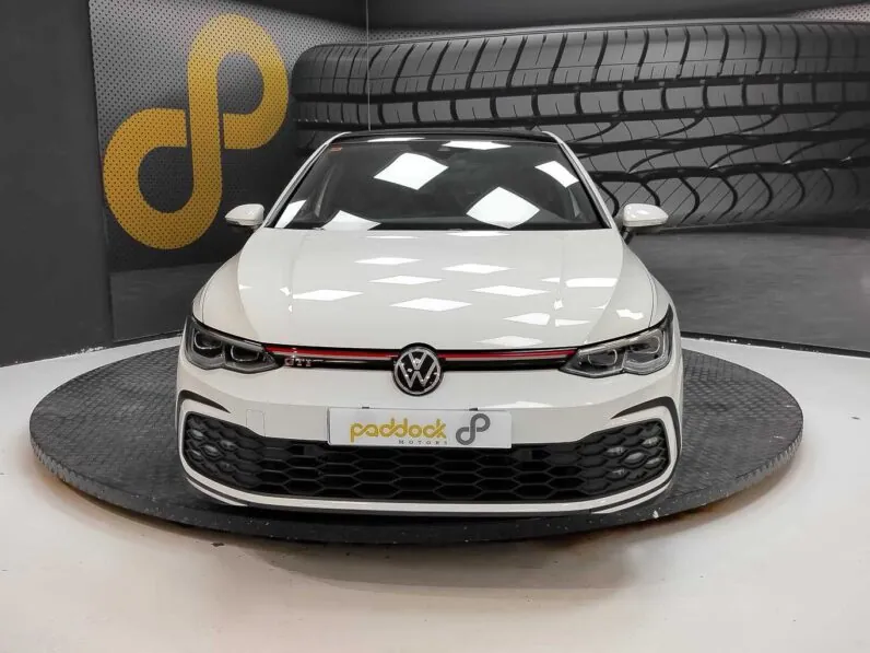 								Volkswagen Golf full									