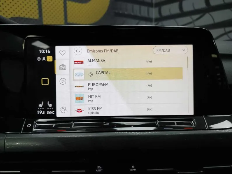 								Volkswagen Golf full									