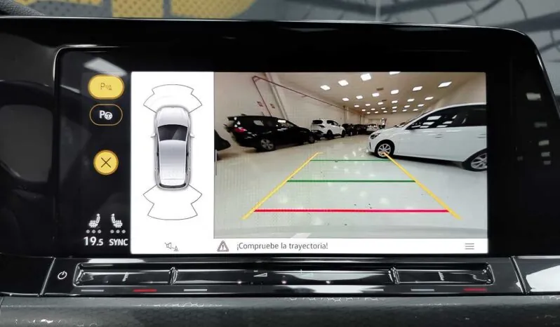 								Volkswagen Golf full									