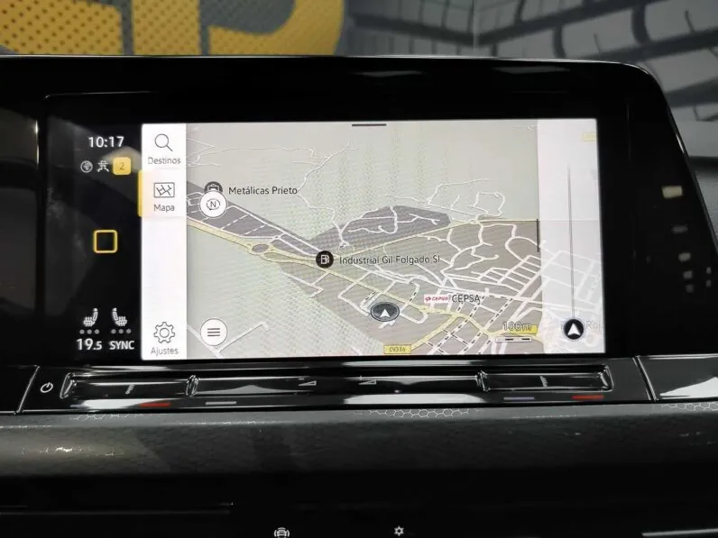 								Volkswagen Golf full									