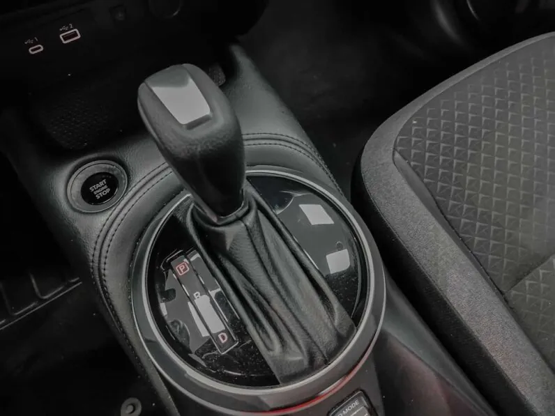 								Nissan Juke full									