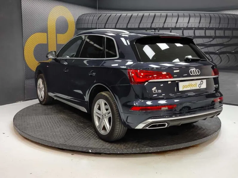 								Audi Q5 full									