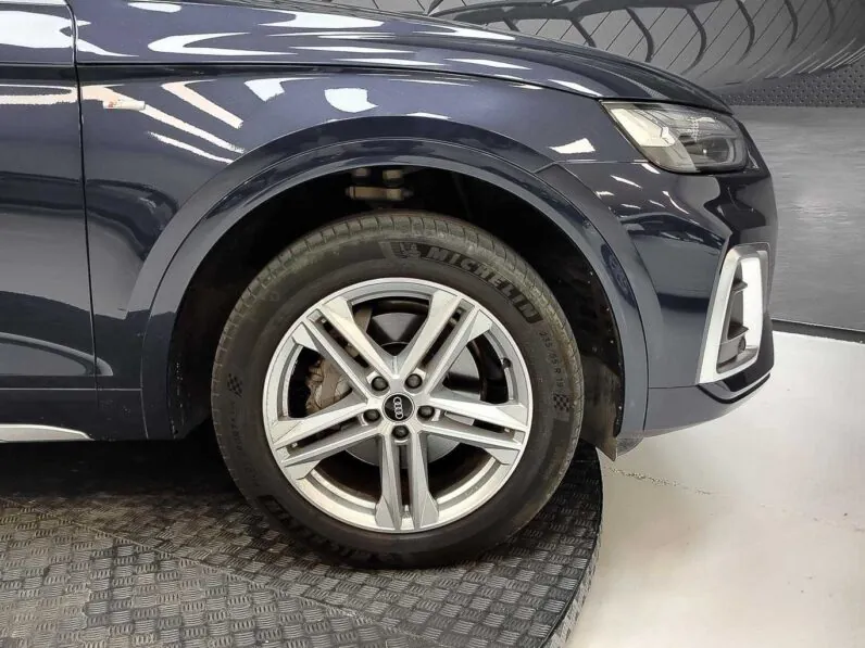 								Audi Q5 full									