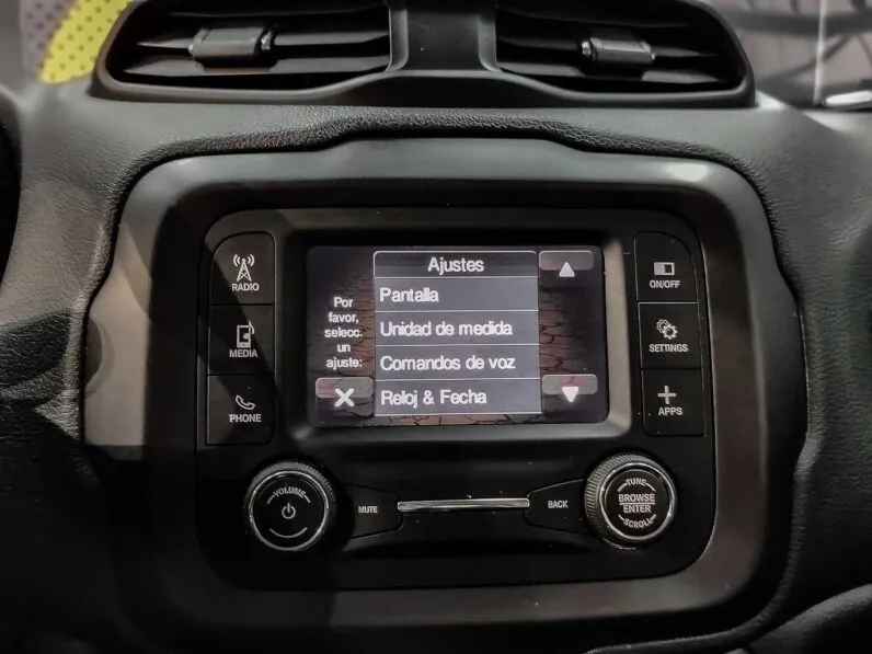 								Jeep Renegade full									