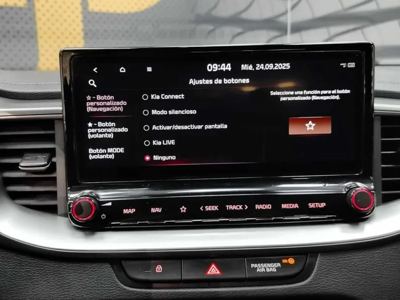 								Kia XCeed full									