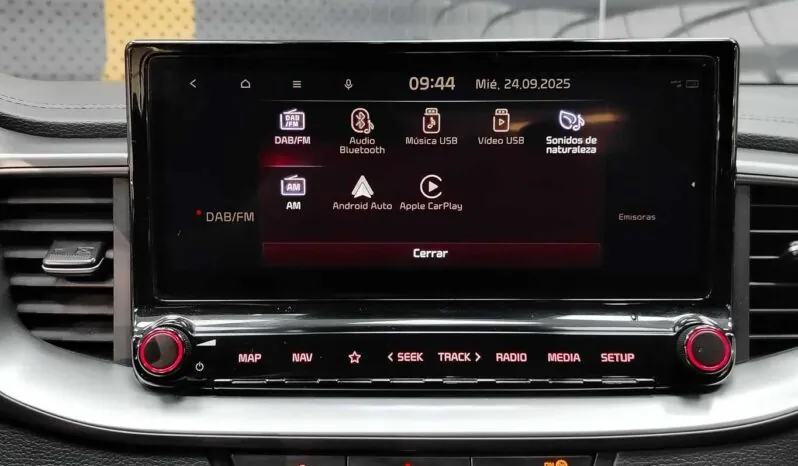 								Kia XCeed full									