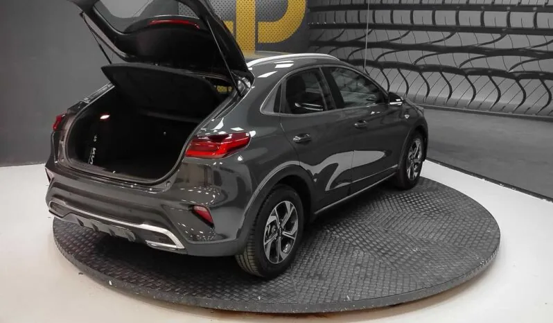 								Kia XCeed full									