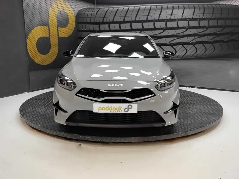 								Kia Ceed full									