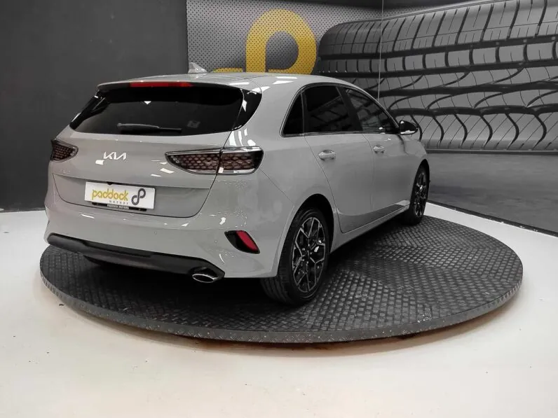 								Kia Ceed full									